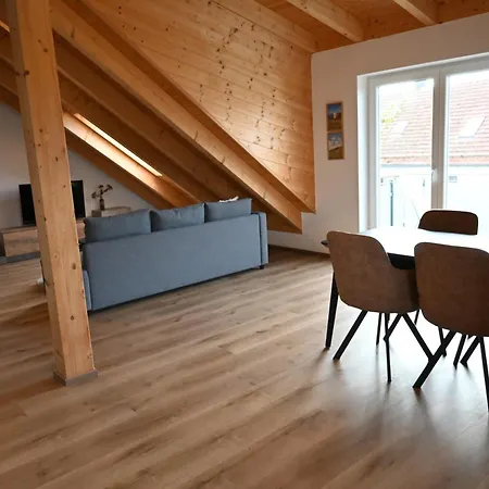 Ferienapartment Bavarian Living Moosinning Esterno foto